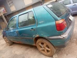 A picture of Golf 3 Salon first body Engine and Gear Good Location
