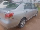 A picture of Toyota Yaris 08