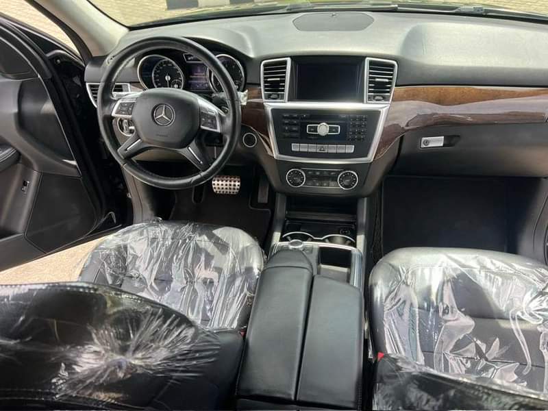 A picture of Super clean tokumbo 013 ml350 super clean accident free everything