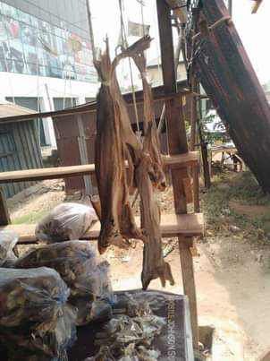A picture of Wholesale and retell price