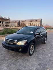 A picture of This is astonishing clean lexus Rx400h 2006 model Hybrid drive