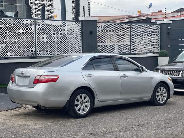 A picture of Clean used xle Camry