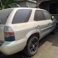 A picture of 2005 ACURA MDX