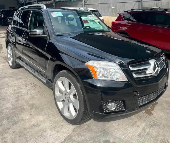 A picture of Toks GLK350 010 total accident free 14 7million