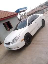 A picture of Lexus Es300 repainted on first Nothing to fix Owner really