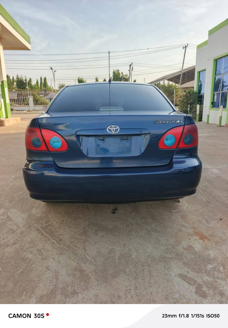 A picture of 2006 Toyota Corolla model