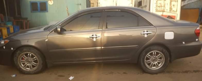 A picture of Clean 2005 Camry Big daddy