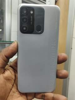 A picture of TECNO SPARK 8C