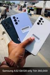 A picture of Karibu Ujipatie Simu Mbalimbali Pitia picha hizo apo ziko na