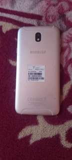 A picture of Samsung Galaxy J7 Pro
