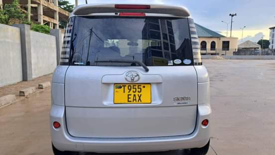 A picture of TOYOTA SIENTA namba EAX
