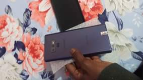 A picture of Samsung note 9