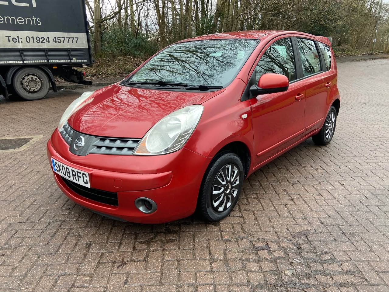 nissan note