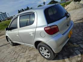 A picture of TOYOTA VITZ 0714058883