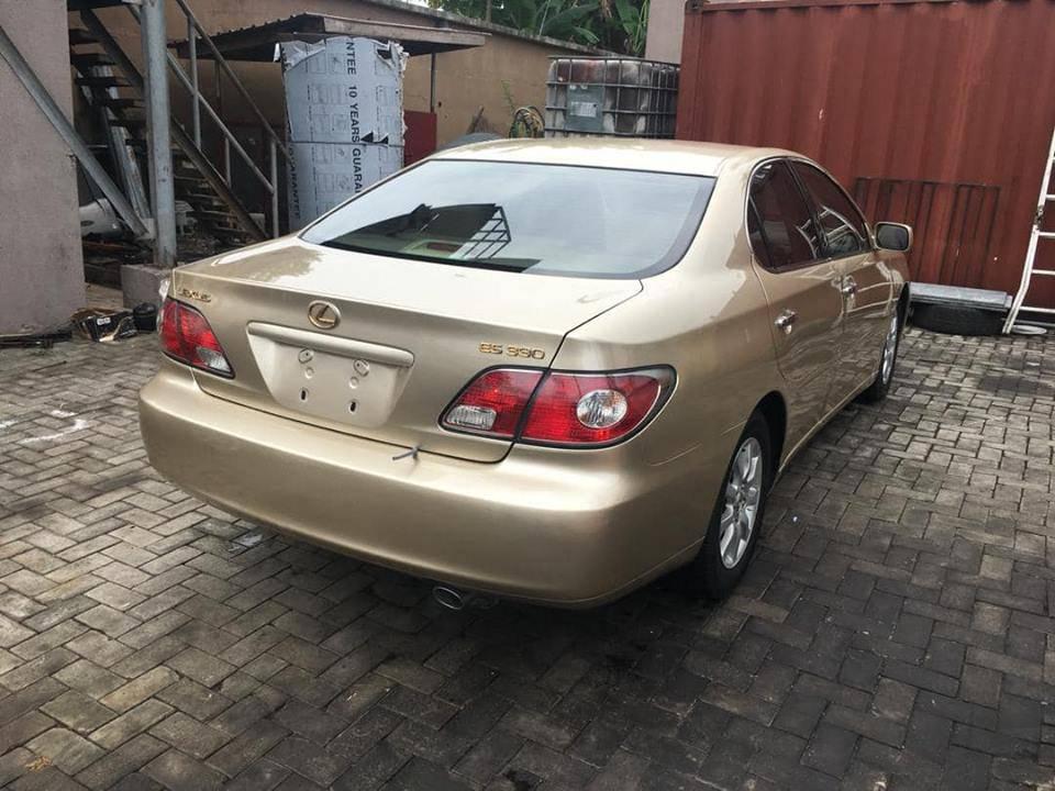 A picture of Lexus ES for sale 3750000