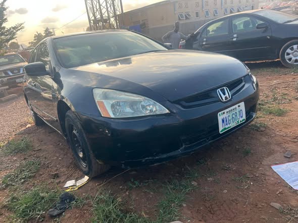 A picture of DISTRESS SALES SHARP HONDA ACCORD 2005 MODEL FOR SALE