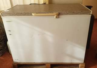 classifieds/fridges