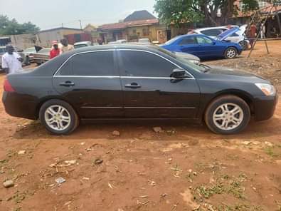 A picture of Nyt deal Used Honda Accord DC Everything working perfectly 2