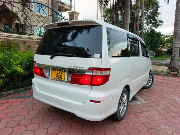 A picture of TOYOTA ALPHARD