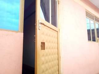 A picture of Single rms 4rent at UGX120k in Kawempe Lugoba. TEl 0700735093