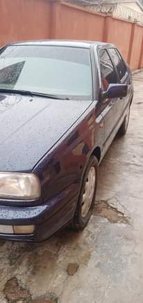 A picture of Tokumbo standard Volkswagen ventho with sound engine and gear manually