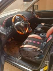 A picture of Lexus Rx 300 for sale engine and gear is superb