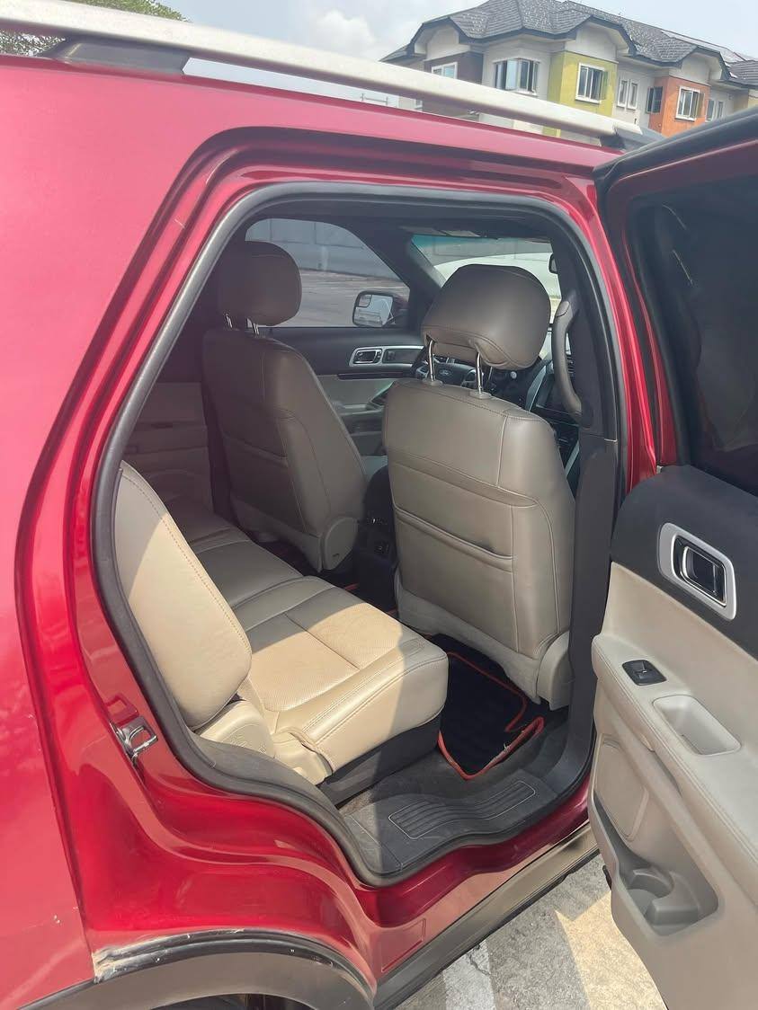 A picture of FORD EXPLORER 2013