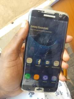 A picture of Samsung s7 edge