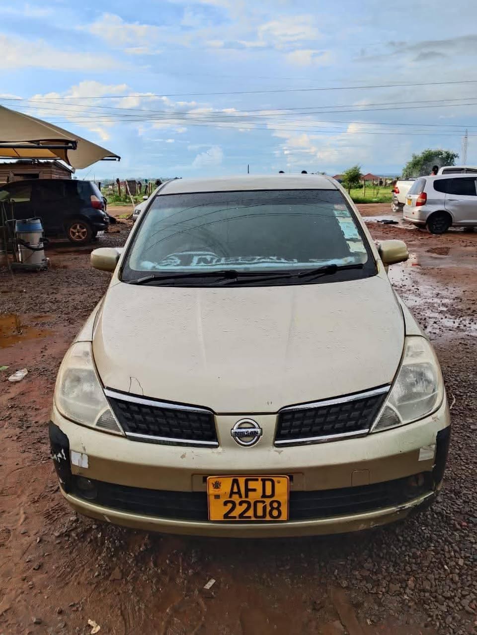 used nissan tiida