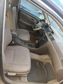 A picture of Regular Toyota Camry 2000 model