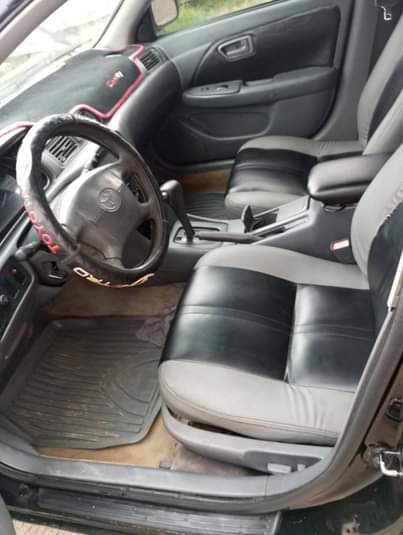 A picture of Toyota drop light Very sound Price 1 8m only Settle