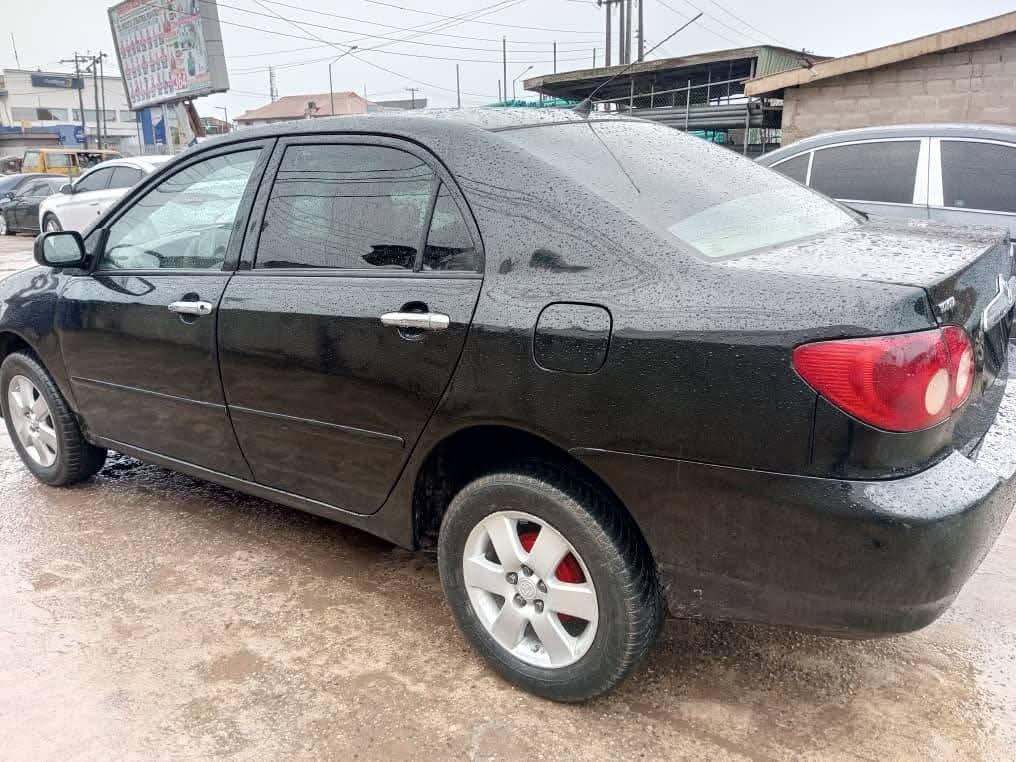 A picture of 2007 Toyota corolla 07