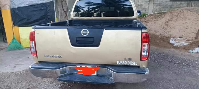 used nissan navara