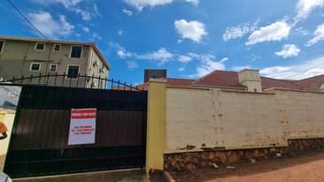 A picture of House for rent in kira