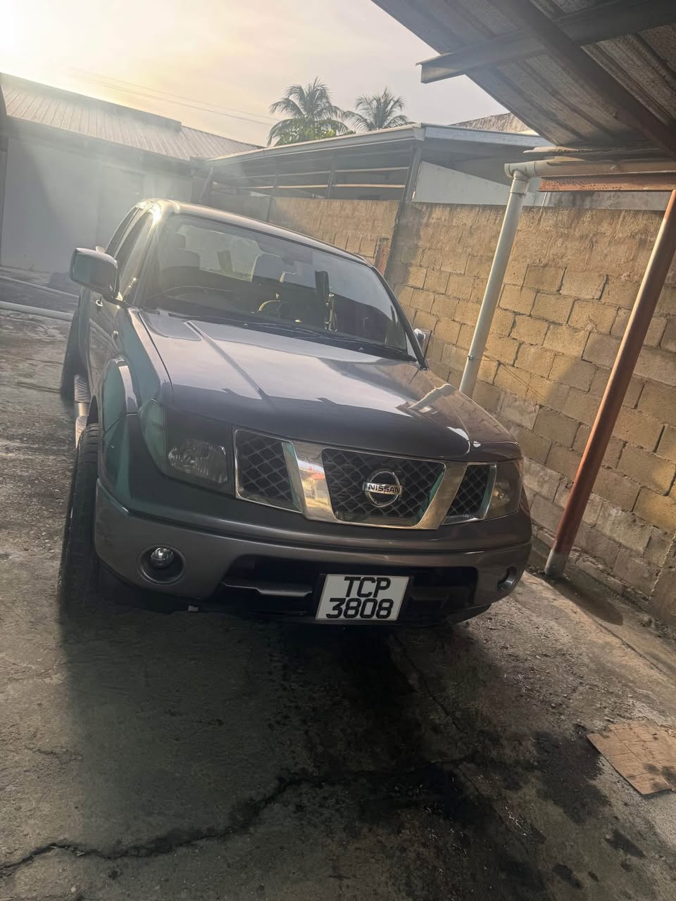 nissan navara