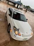 A picture of 2005 6 Model ES 330