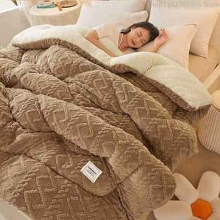 A picture of NEW HEAVY FLEECE BLANKETS AVAILABLE The package comes with One