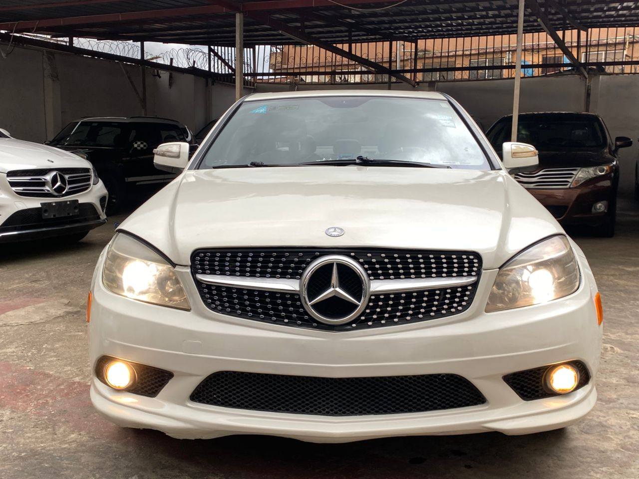 A picture of 2009 Mercedes Benz C300 toks standard