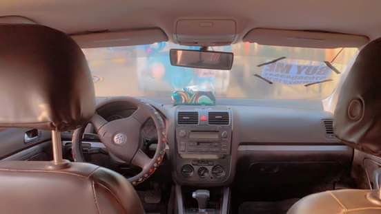 A picture of Volkswagen Passat Jetta 09.