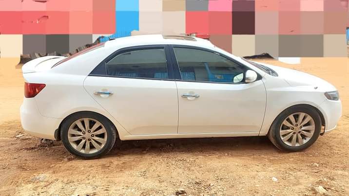 A picture of Kiya Forte model 2010 call on 0916902909 Urgent Urgent