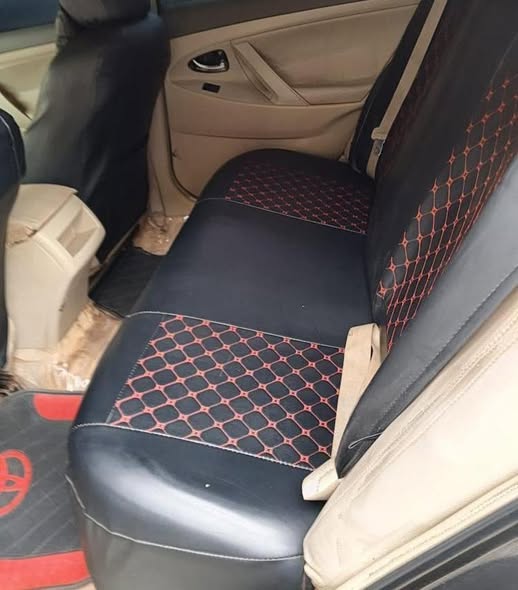 A picture of Toyota Camry 2008 4 plug Flashed on first body Gear