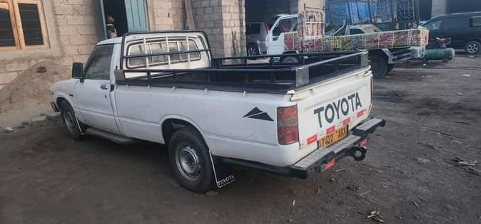 A picture of car