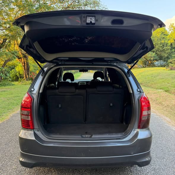 A picture of TOYOTA WISH