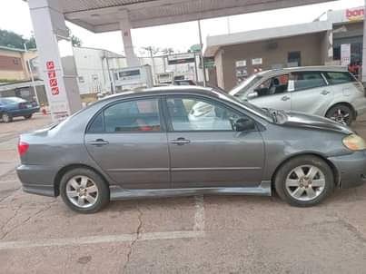 A picture of Toyota Corolla Sport direct 2005 model with excellent working condition
