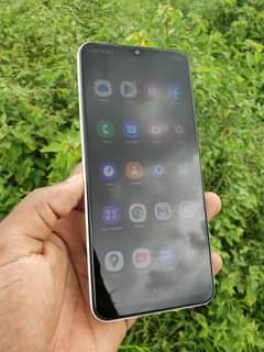 A picture of SAMSUNG A13