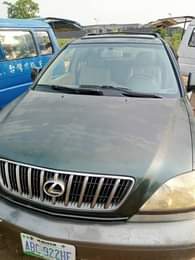 A picture of SMARTAUTOS Toyota Lexus 2003 model First body Everything is working
