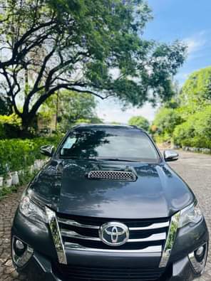 used toyota fortuner