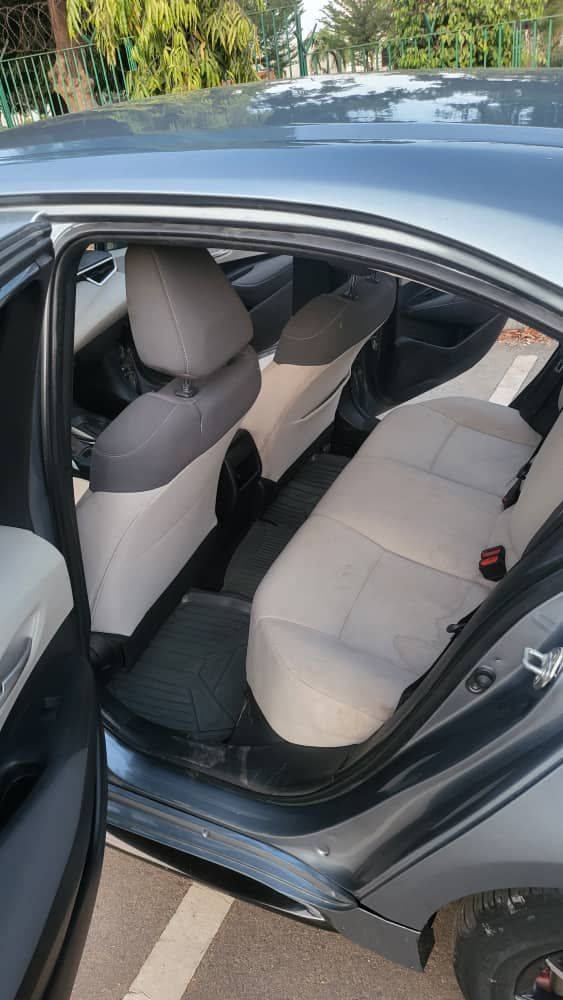 A picture of Toyota Corolla LE 2020