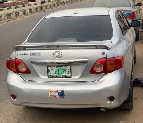 A picture of Toyota Corolla 09