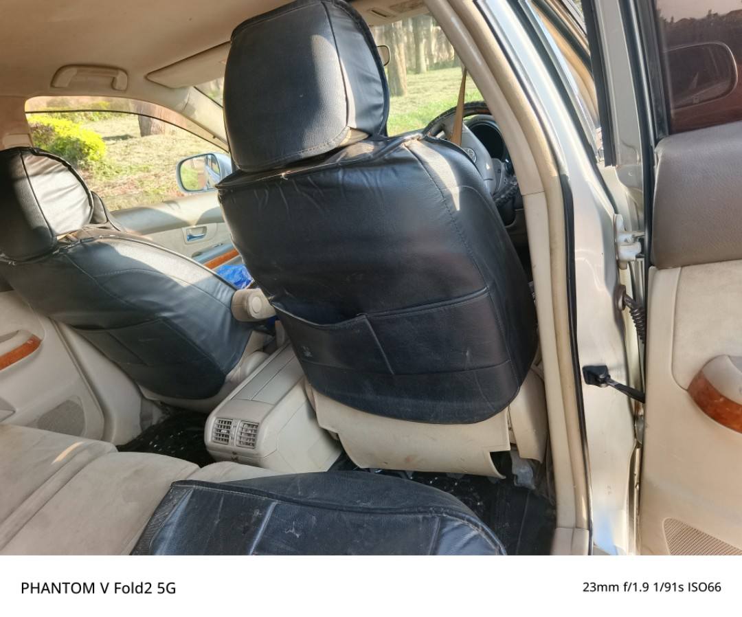 A picture of Toyota Harrier